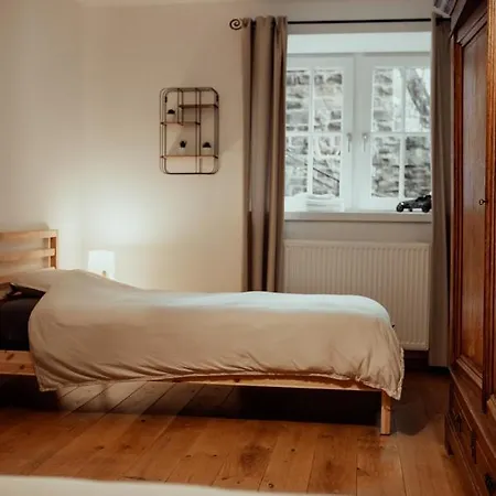 Гостевой дом Le Chateau De Balmoral Сар-ле-Спа