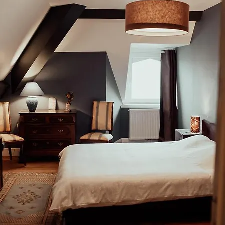 Le Chateau De Balmoral Гостевой дом