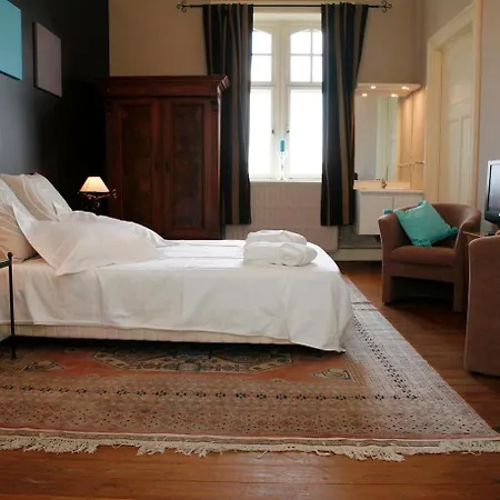 Le Chateau De Balmoral بيت ضيافة