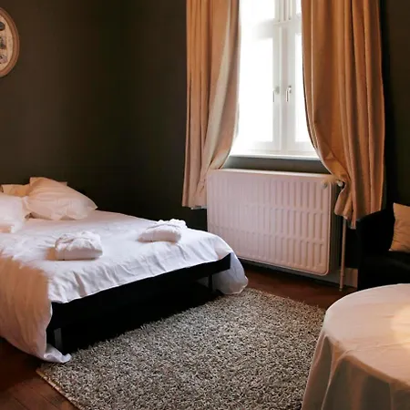 Le Chateau De Balmoral بيت ضيافة Sart-lez-Spa