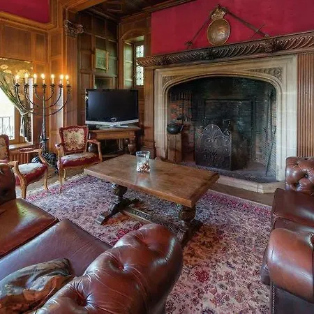 Гостевой дом Le Chateau De Balmoral