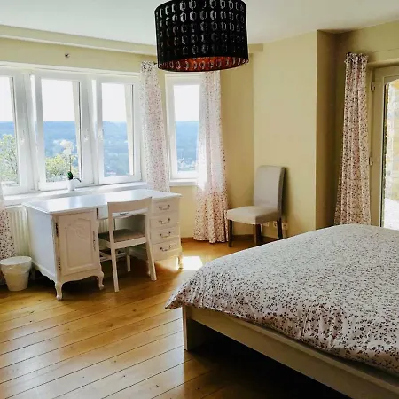 Le Chateau De Balmoral Sart-lez-Spa